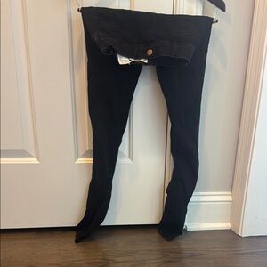 Black Skinny Jeans/Jeggings